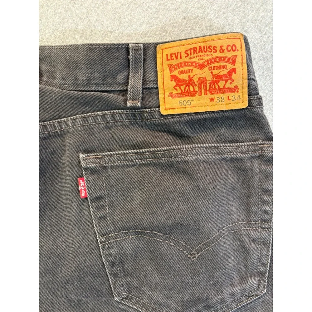 Levis 505 Regular Fit Black Denim Jeans‎ Mens 38x34 00505-0260 Straight Leg